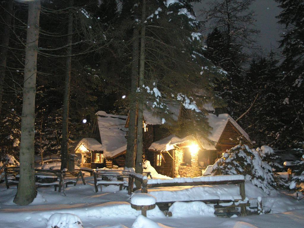 Holiday Park Zelenkovac Podrasnica Exterior foto