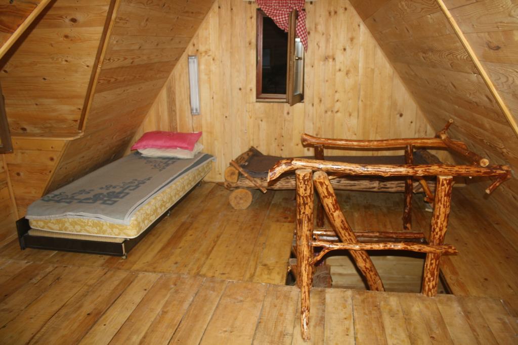 Holiday Park Zelenkovac Podrasnica Exterior foto